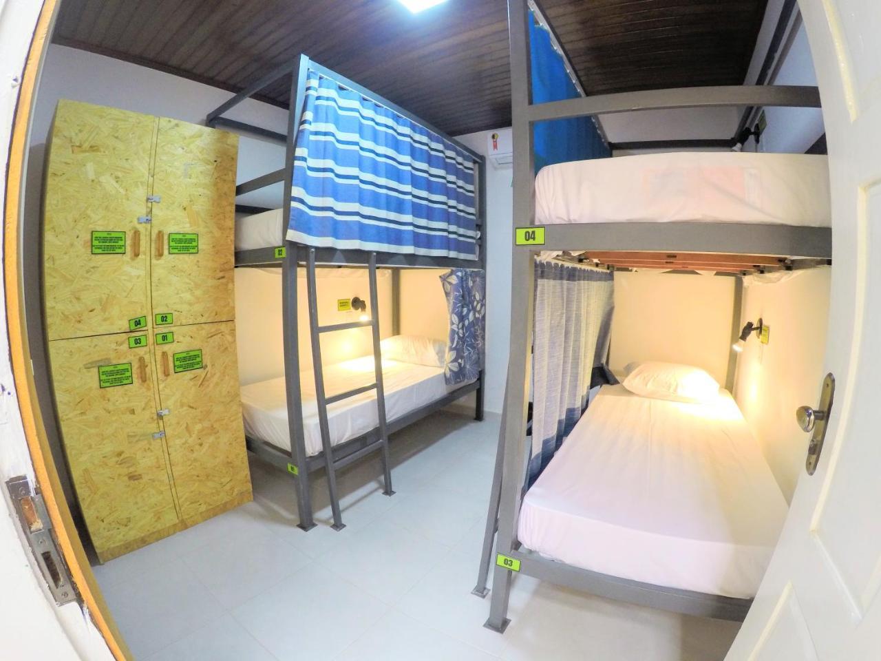 Hostel Da Milla Президенти Фигейредо Екстериор снимка
