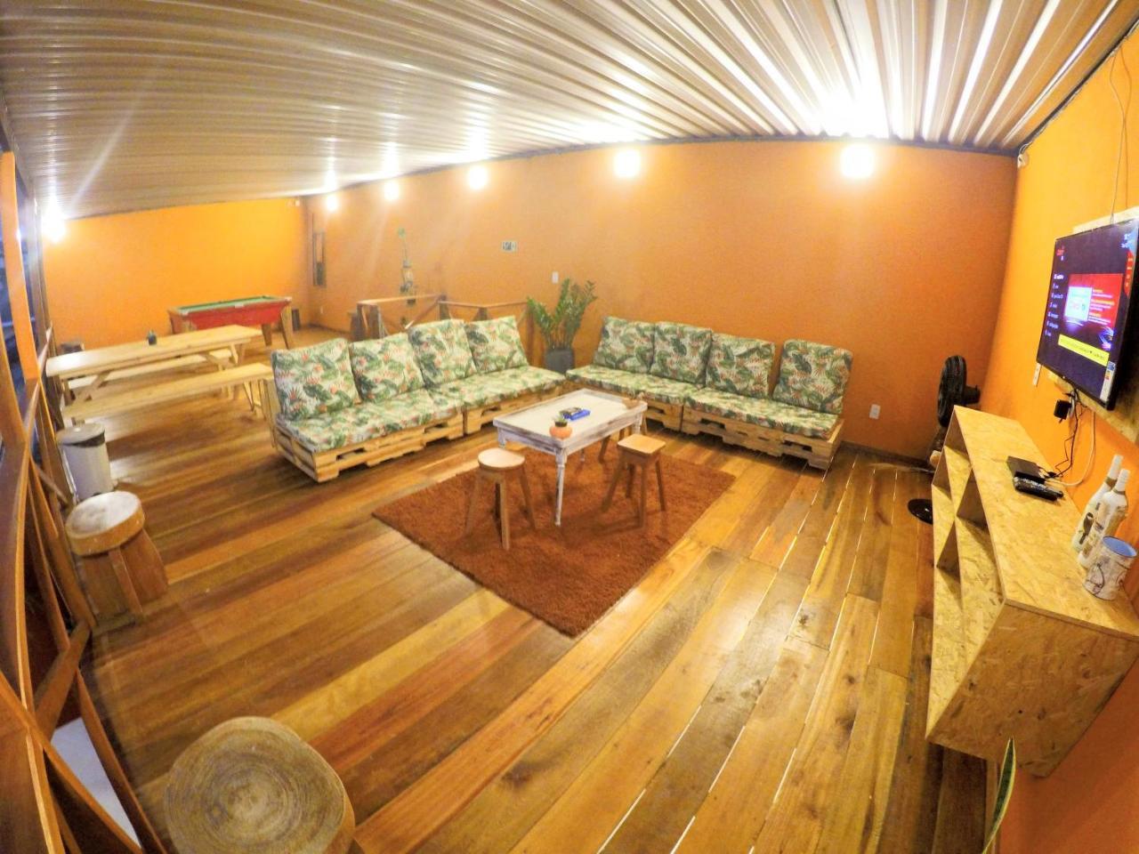 Hostel Da Milla Президенти Фигейредо Екстериор снимка