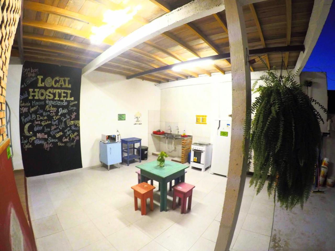 Hostel Da Milla Президенти Фигейредо Екстериор снимка