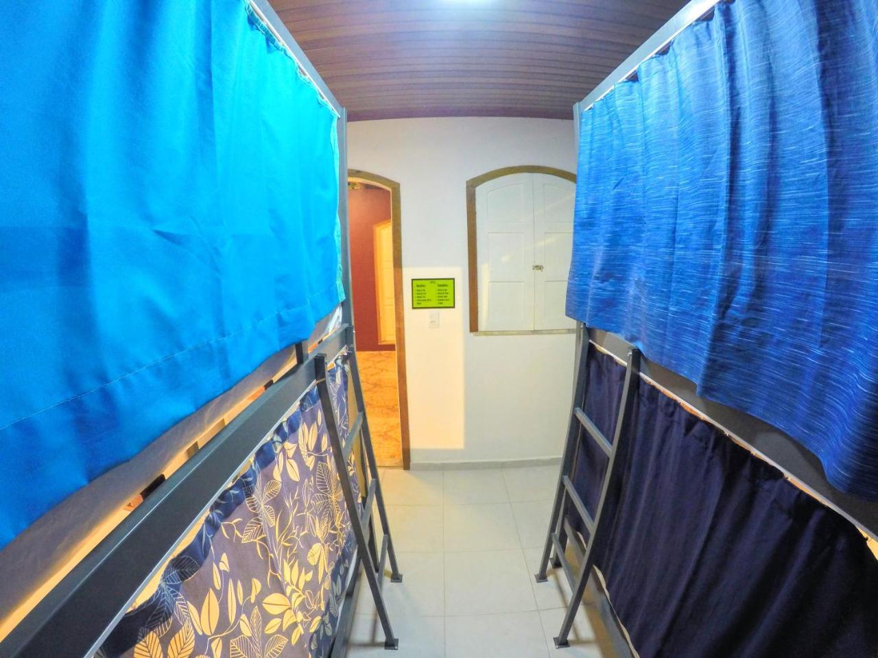 Hostel Da Milla Президенти Фигейредо Екстериор снимка